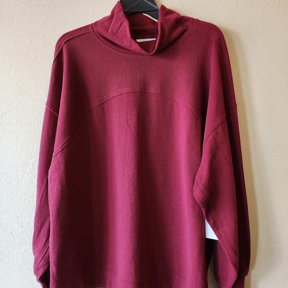 Time and Tru Burgundy Funnel Neck Sweatshirt